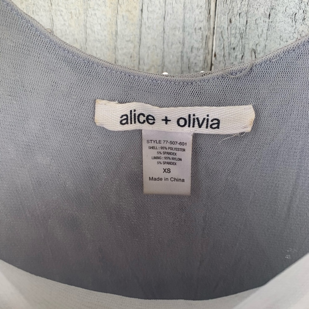 SALE โจ Alice & Olivia Sequin Pleated Mini Dress - Picture 7 of 9